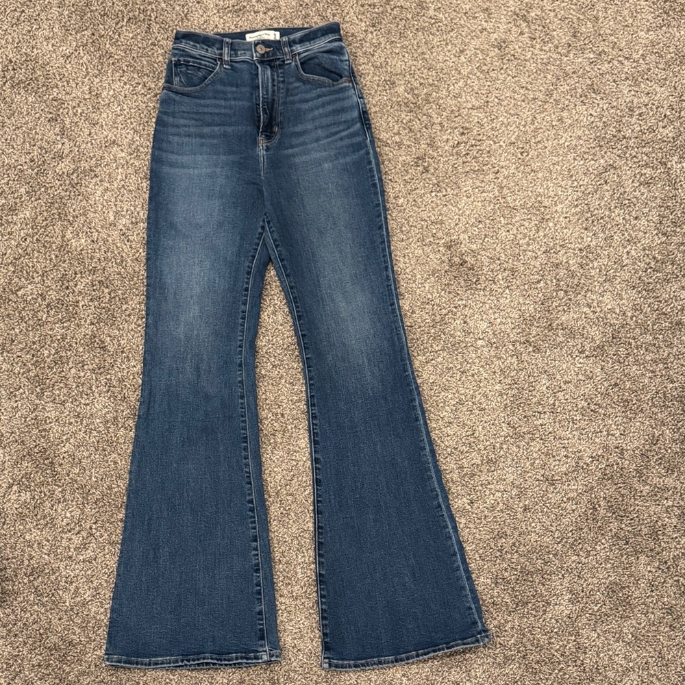 Abercrombie & Fitch Curve Love The Flare Ultra High Rise, Size 26/2 Long